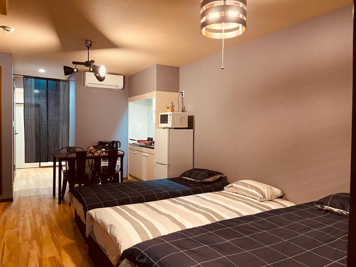 Namba Shinsaibashi 10 Mins Reiko Guest House Osaka Dış mekan fotoğraf